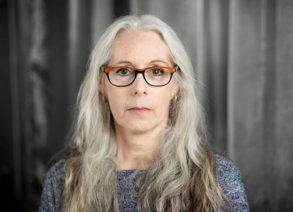 Portrait of Laurie Halse Anderson